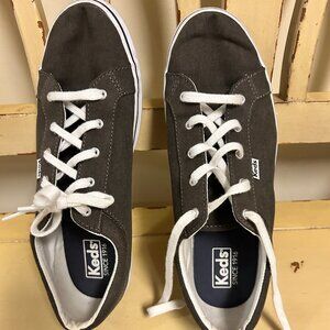 Keds Canvas Sneakers: Size 9.5